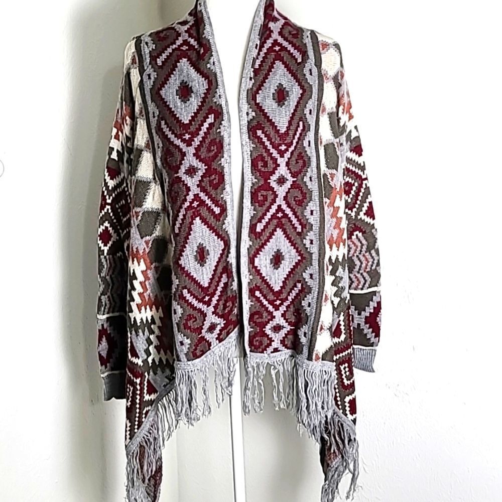 Charlotte Russe Gray & Maroon Cardigan Wrap with Fringe Accents, Size Medium